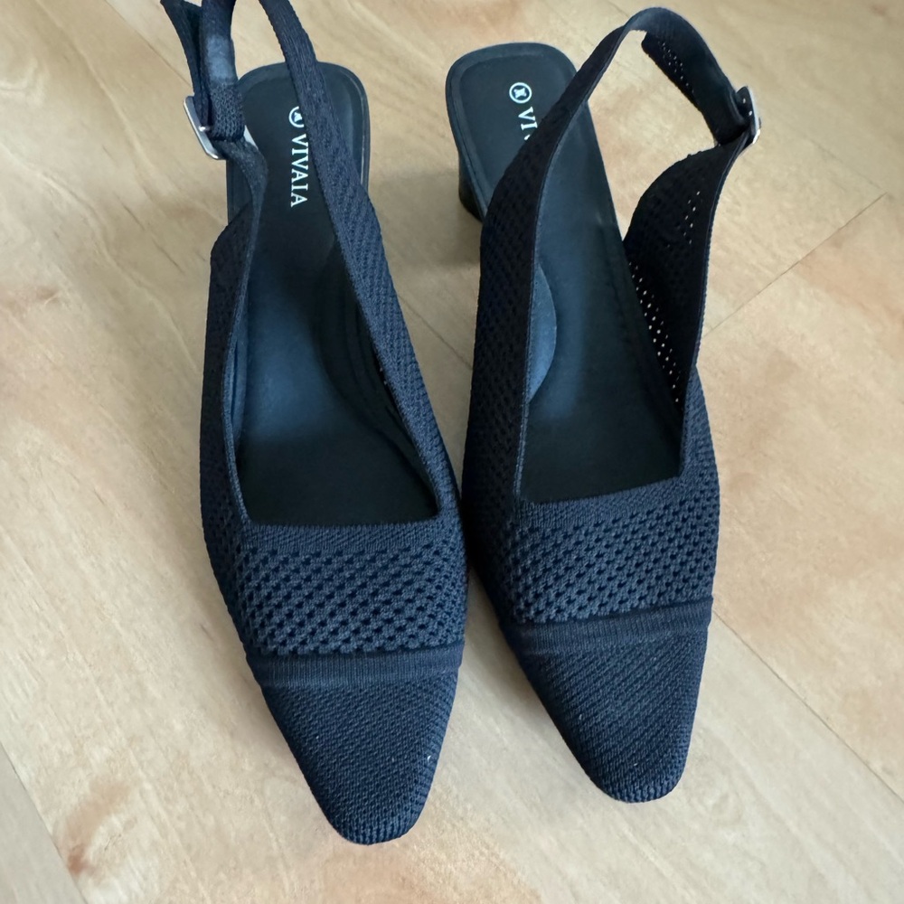 Vivaia pointed toe block heels sz 9 - Picture 2 of 7